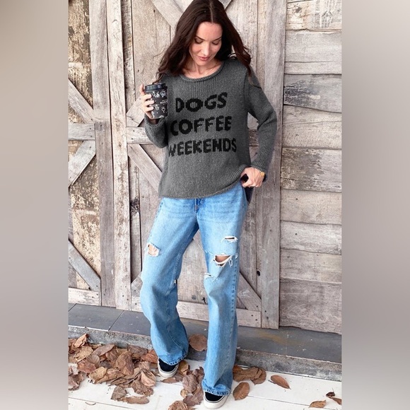 WOODEN SHIPS DOGS COFFEE WEEKENDS CREW GREY SWEATER SIZE XS - Picture 3 of 3